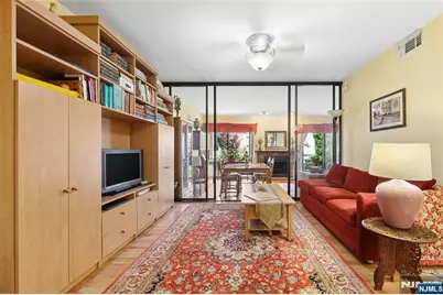 1447 John Street, Fort Lee, NJ 07024 - Photo 5