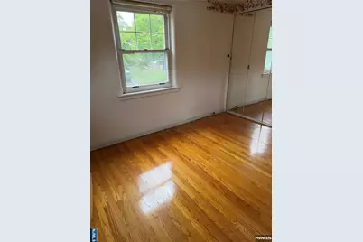 444 Elm Avenue, River Edge, NJ 07661 - Photo 33