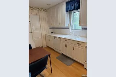 444 Elm Avenue, River Edge, NJ 07661 - Photo 21