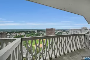 2000 Linwood Ave 23E, Fort Lee, NJ 07024 - Photo 15
