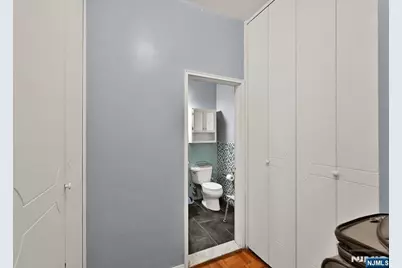2000 Linwood Avenue 23E #23E, Fort Lee, NJ 07024 - Photo 13