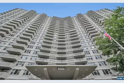 2000 Linwood Avenue 23E #23E, Fort Lee, NJ 07024 - Photo 1