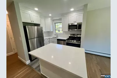 115 N Franklin Turnpike 4 #4, Ramsey, NJ 07446 - Photo 3
