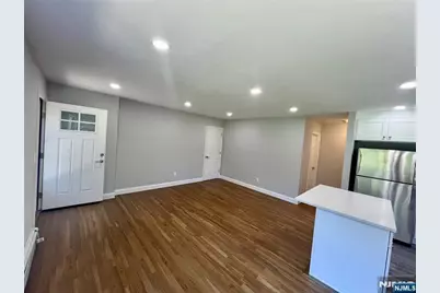 115 N Franklin Turnpike 4 #4, Ramsey, NJ 07446 - Photo 5