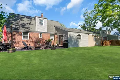 519 Ryeside Avenue, New Milford, NJ 07646 - Photo 33
