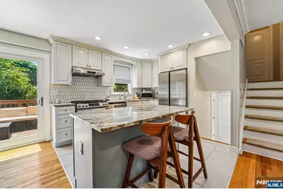 252 Canterbury Place, Ridgewood, NJ 07450 - Photo 11