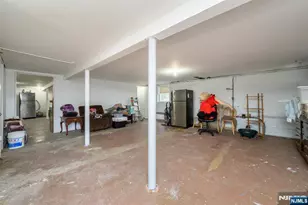 1 Veprek Ln, Hackensack, NJ 07606 - Photo 35