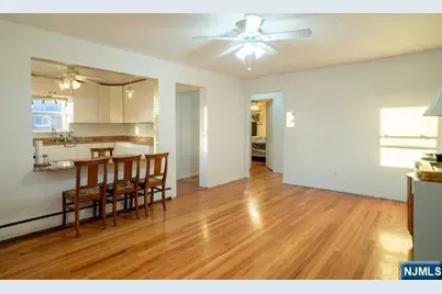 300 Homestead Avenue 2B #2B, Palisades Park, NJ 07650 - Photo 3