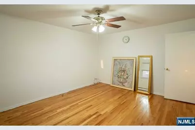 300 Homestead Avenue 2B #2B, Palisades Park, NJ 07650 - Photo 11