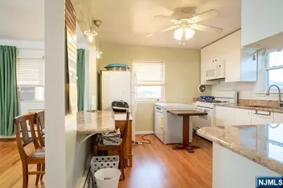 300 Homestead Avenue 2B #2B, Palisades Park, NJ 07650 - Photo 9