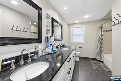 135 Rector Court, Bergenfield, NJ 07621 - Photo 31