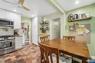 75 Rollinson St, West Orange Township, NJ 07052 - Photo 15