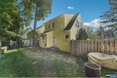 75 Rollinson Street, West Orange Township, NJ 07052 - Photo 29