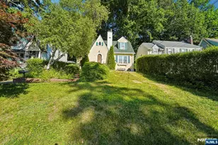 75 Rollinson St, West Orange Township, NJ 07052 - Photo 3
