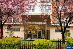 2160 Center Ave 4S, Fort Lee, NJ 07024 - Photo 9