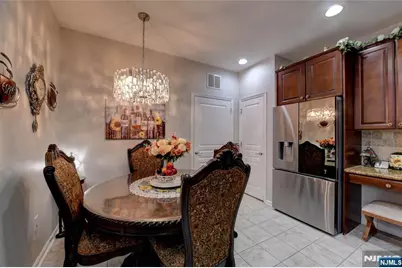 1113 Warren 113 #113, Wanaque, NJ 07465 - Photo 11