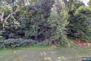 1113 Warren 113, Wanaque, NJ 07465 - Photo 29