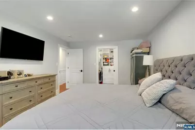890 Norgate Drive, Ridgewood, NJ 07450 - Photo 17