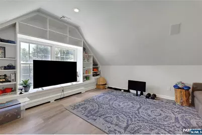 890 Norgate Drive, Ridgewood, NJ 07450 - Photo 23