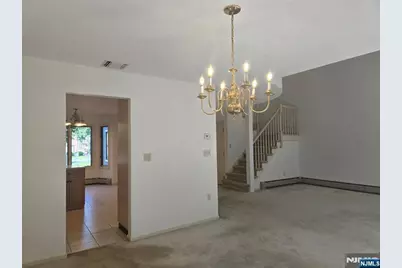 87 Lakeview Drive, Old Tappan, NJ 07675 - Photo 7