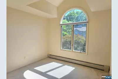 87 Lakeview Drive, Old Tappan, NJ 07675 - Photo 23