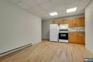 377 Park Street C, Hackensack, NJ 07601 - Photo 7