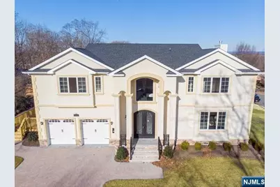 223 Hillcrest Drive, Paramus, NJ 07652 - Photo 1