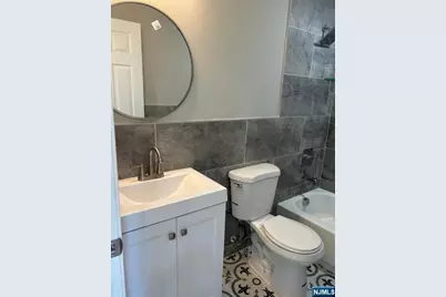 188 Greylock 2 #2, Belleville, NJ 07109 - Photo 5