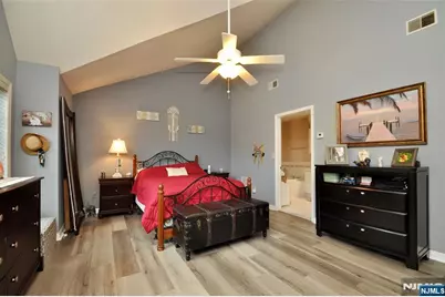 18 Bradshaw Court B3 #B3, Hillsdale, NJ 07642 - Photo 17