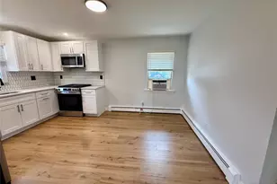 38 Cottage Pl, Garfield, NJ 07026 - Photo 5