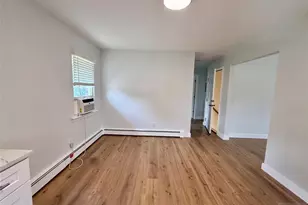 38 Cottage Pl, Garfield, NJ 07026 - Photo 11