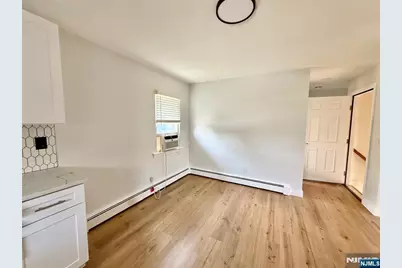 38 Cottage Place 2 #2, Garfield, NJ 07026 - Photo 7