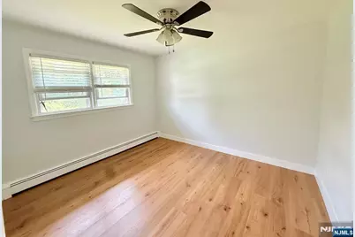 38 Cottage Place, Garfield, NJ 07026 - Photo 25