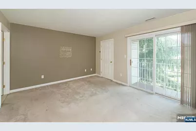 38 Chanda Court D038 #D038, Clifton, NJ 07012 - Photo 11