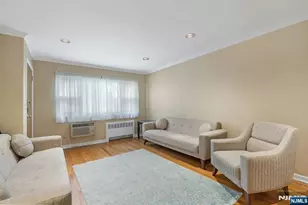 201 Oakdene Pl D1, Cliffside Park, NJ 07010 - Photo 5