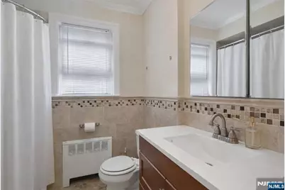 201 Oakdene Place D1 #D1, Cliffside Park, NJ 07010 - Photo 15