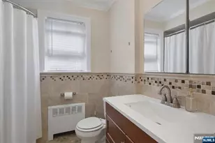 201 Oakdene Pl D1, Cliffside Park, NJ 07010 - Photo 15