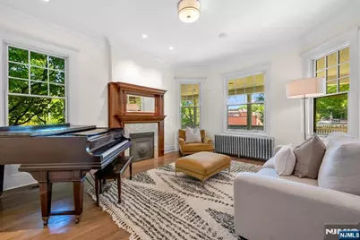 640 Ridgewood Avenue, Ridgewood, NJ 07450 - Photo 11