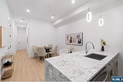 491 Broadway 202 #202, Bayonne, NJ 07002 - Photo 7