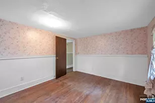 163 W Midland Ave, Paramus, NJ 07652 - Photo 27