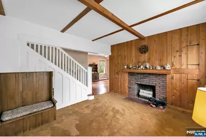 163 W Midland Avenue, Paramus, NJ 07652 - Photo 11