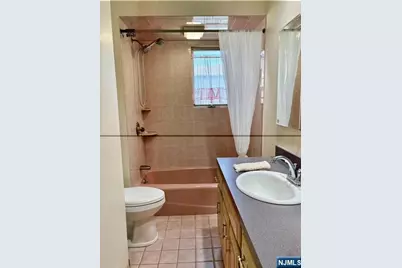 620 Midland Avenue A #a, Saddle Brook Township, NJ 07663 - Photo 9