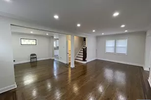 257 Cherry Ln, Teaneck Township, NJ 07666 - Photo 7