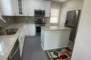 257 Cherry Ln, Teaneck Township, NJ 07666 - Photo 23