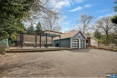 561 Grand Avenue, Leonia, NJ 07605 - Photo 15