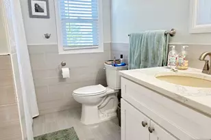 527 Anthony Ct 2, Lyndhurst Township, NJ 07071 - Photo 7