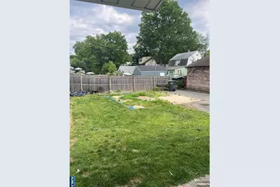 85 Summit Street, Bergenfield, NJ 07621 - Photo 11