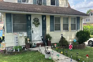 85 Summit St, Bergenfield, NJ 07621 - Photo 1
