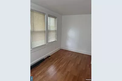 85 Summit Street, Bergenfield, NJ 07621 - Photo 7