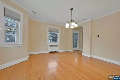 40 Clinton Avenue, Tenafly, NJ 07670 - Photo 13